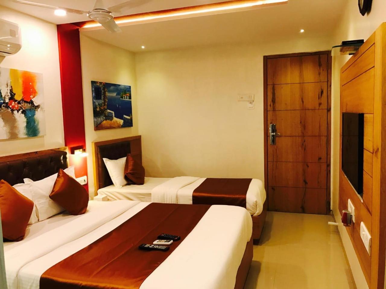 Grandeur By Avion Palace Near T2 International Airport Bombay Exterior foto